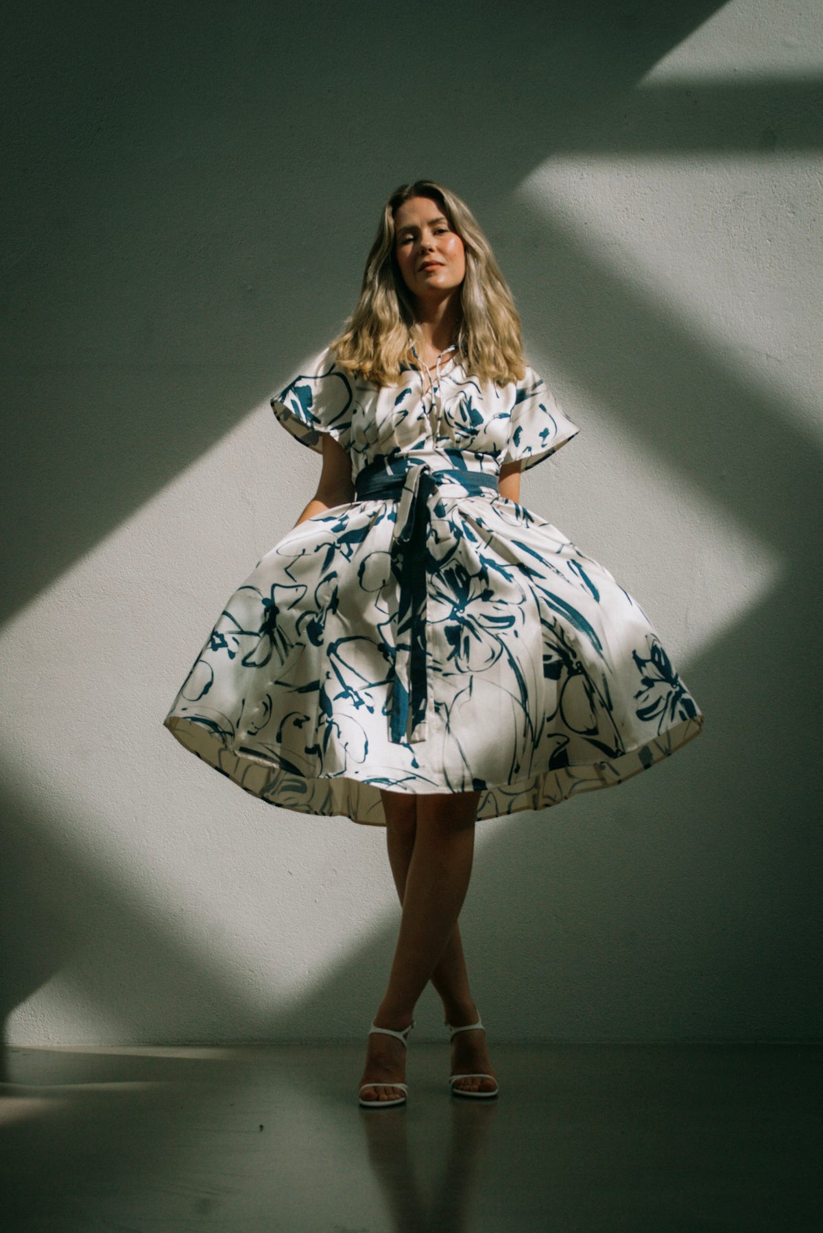 Vienna Dress – Blue Porcelain – Short
