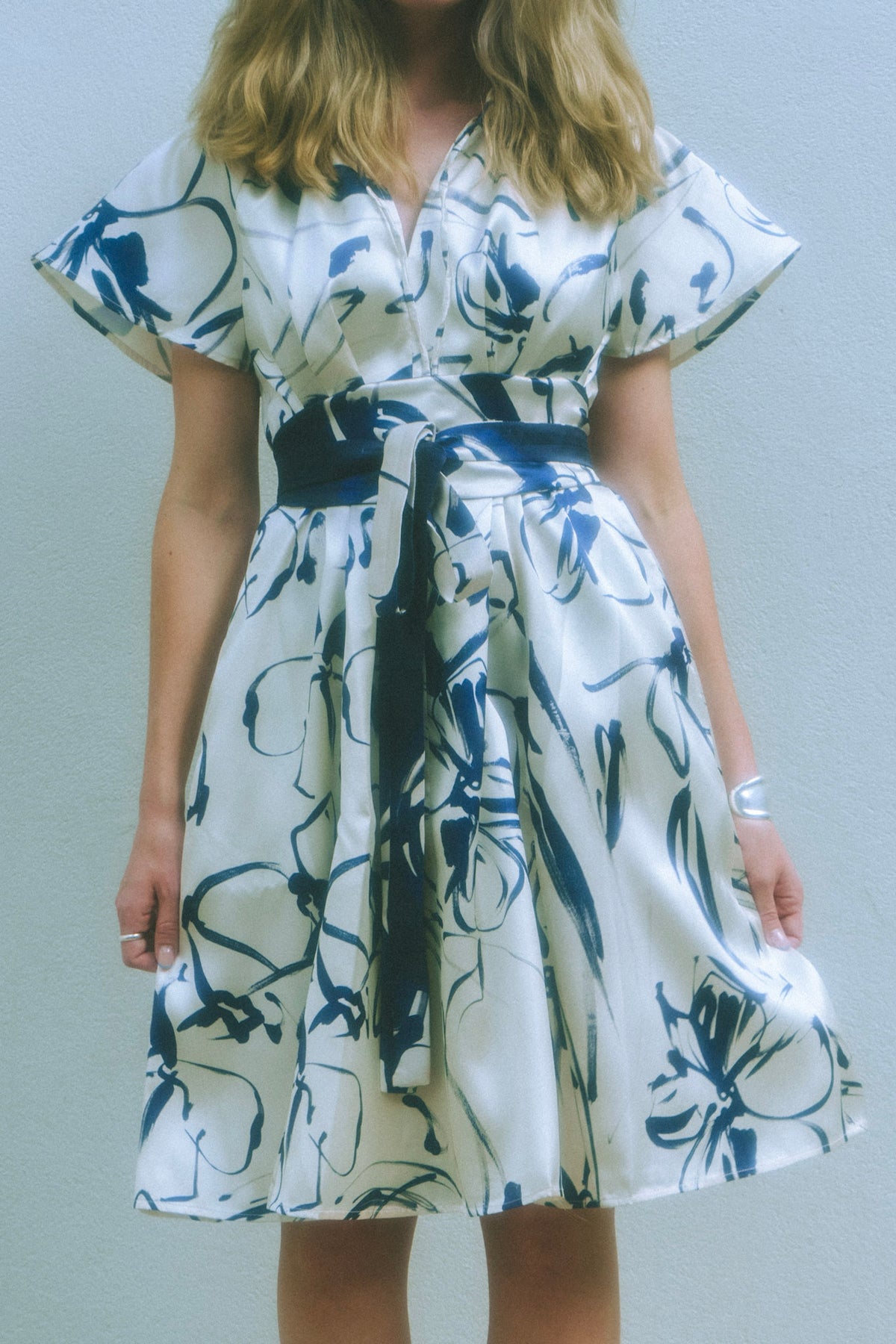 Vienna Dress – Blue Porcelain – Short